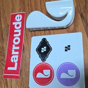 Larroude Hair Clip & Stickers
